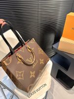 Louis Vuitton ONTHEGO MM M45321 - Image 5