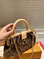 Louis Vuitton M46544 Monogram Clutch - Image 5