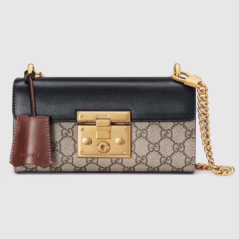 YXIe7QrR-Gucci-Padlock-Mini-shoulder-bag-beige-and-ebony-gg-supreme.jpg GUCCI PADLOCK MINI SHOULDER BAG - Image 1