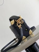 Louis Vuitton M23817 Side Trunk PM - Image 5