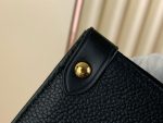 Louis Vuitton M24834 OnTheGo MM - Image 7