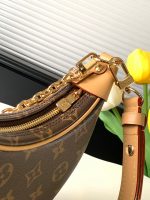 Louis Vuitton M81098 Loop - Image 9