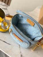 Louis Vuitton M83353 Mini Bumbag - Image 9