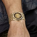 Audemars Piguet Royal Oak 16202BA.OO.1240BA.02 ‘Jumbo’ Extra-Thin Yellow Gold (2023) - Image 2