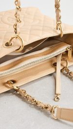 Chanel Grand Shopping Tote Caviar - Image 5