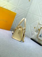Louis Vuitton M11273 OnTheGo East West - Image 5