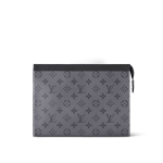 Louis Vuitton M69535 Pochette Voyage MM
