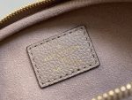 Louis Vuitton M83219 Mini Bumbag - Image 11