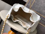 CHANEL 25 Medium Handbag - Image 4