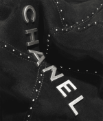 CHANEL 22 Mini Handbag - Image 4
