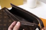 Louis Vuitton M81412 Toiletry Pouch On Chain - Image 7