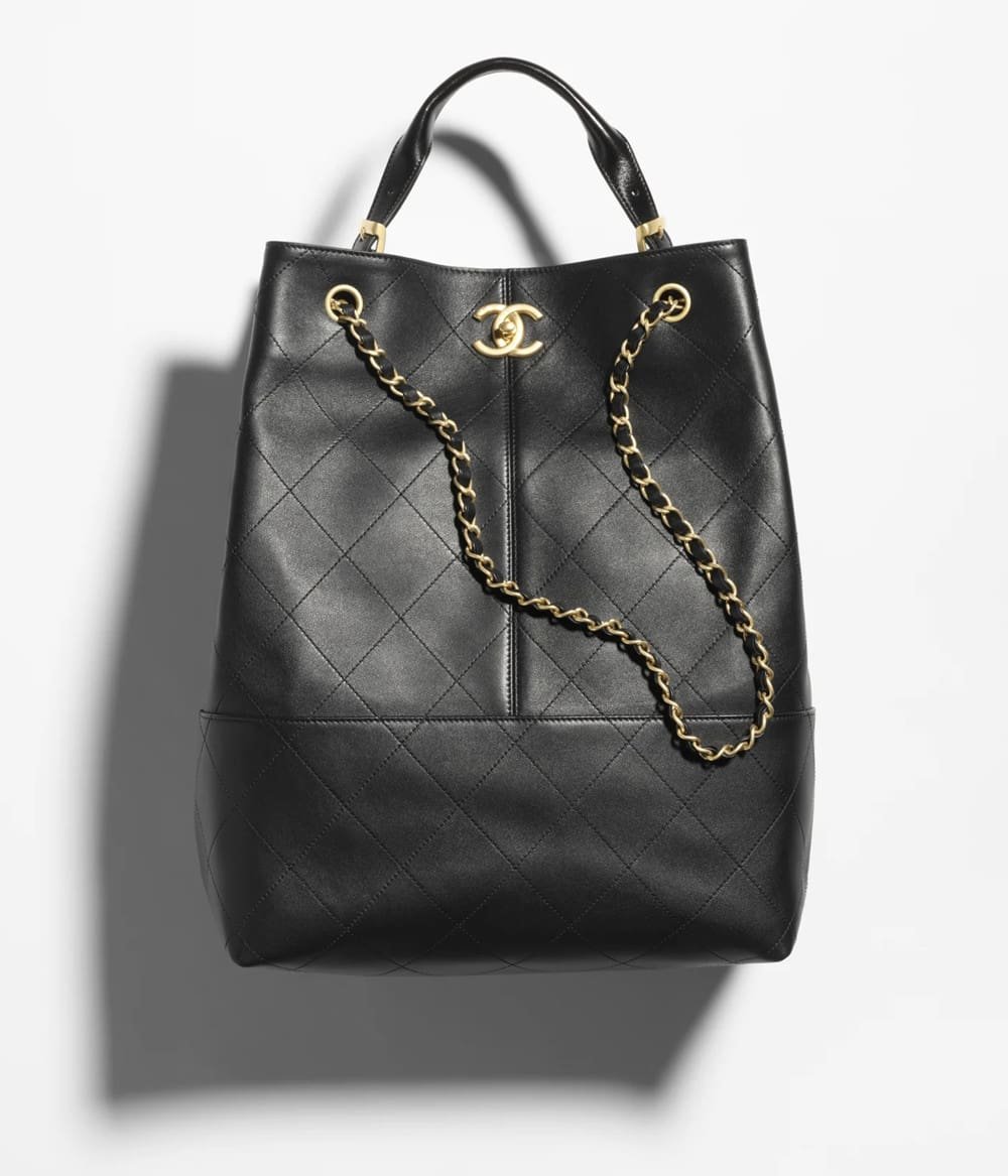 f0c49e54ecea8391aa2cdda3be883fe5.jpg Chanel Shopping Bag - Image 1