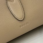 Gucci Medium tote bag with hook closure - Image 7