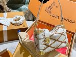 Louis Vuitton M25216 Side Trunk PM - Image 3