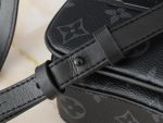 Louis Vuitton M82252 S-Lock Vertical Wearable Wallet - Image 5