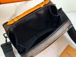 Louis Vuitton M46689 Handle Soft Trunk - Image 10