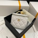 Chanel SMALL VANITY WITH CHAIN AP1447 - Image 8