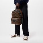 Louis Vuitton M46684 Discovery Backpack PM - Image 11