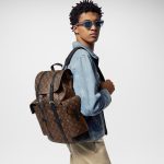 Louis Vuitton M43735 Christopher MM - Image 10