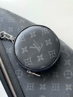 Louis Vuitton M30936 Duo Slingbag - Image 8