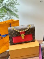 Louis Vuitton Victoire Handbag Monogram Canvas and Leather - Image 2