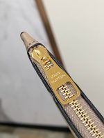 Louis Vuitton M25453 LV Bundle - Image 6
