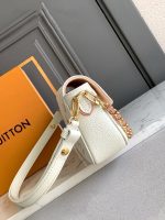 Louis Vuitton M83026 WALLET ON CHAIN IVY Handbags - Image 4