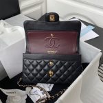 CHANEL SMALL CLASSIC HANDBAG Grained Calfskin & Gold Metal (top quality) - Image 8