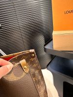 Louis Vuitton ONTHEGO MM M45321 - Image 10