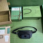 GUCCI BELT BAG WITH INTERLOCKING G - Image 4