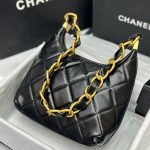 CHANEL SMALL HOBO BAG - Image 3