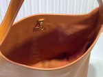 Louis Vuitton M24974 Low Key Hobo MM - Image 8