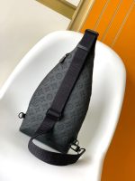 Louis Vuitton M21890 Duo Slingbag - Image 3