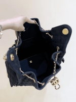 CHANEL 25 Medium Handbag - Image 10