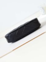 Chanel AS4422 23K Hobo bag - Image 9