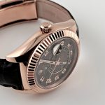 Rolex Sky-Dweller 326135 Rose Gold Chocolate Dial - Image 4