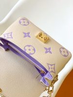 Louis Vuitton M23940 Pochette Métis East West - Image 5