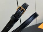 Louis Vuitton M83077 Twist West Pochette - Image 6